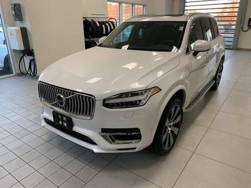 2023 Volvo XC90 Recharge Plug-In Hybrid T8 Plus Bright Theme 7 Passenger