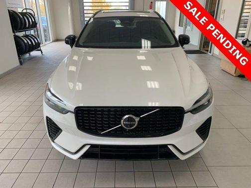 2025 Volvo XC60 B5 Plus