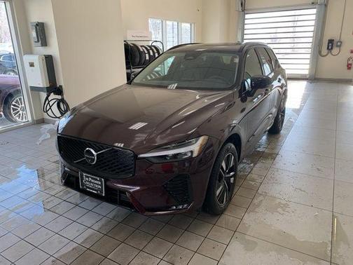 2026 Volvo XC60 B5 Plus