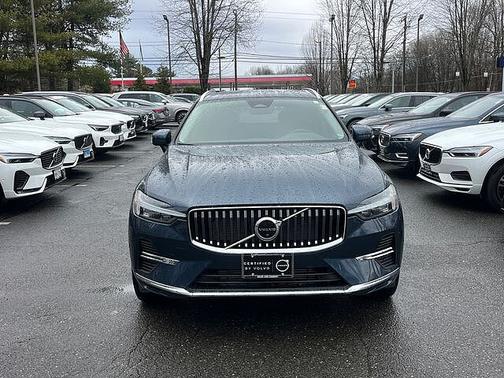 2023 Volvo XC60 Plus