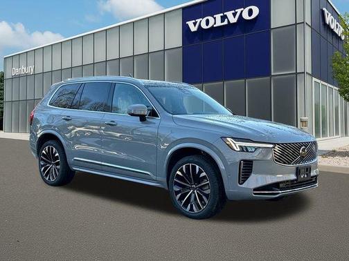 2026 Volvo XC90 B6 Plus 7-Seater