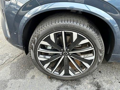 2026 Volvo XC90 B5 Plus 7-Seater