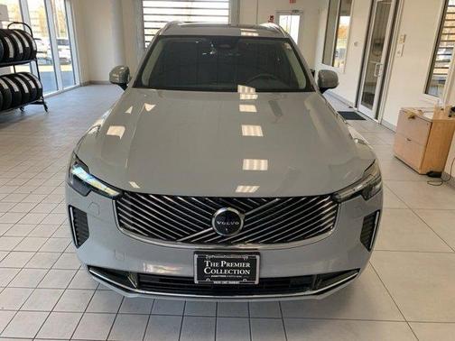 2026 Volvo XC90 B5 Plus 7-Seater