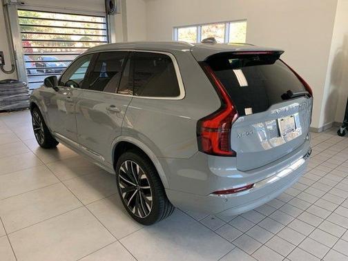 2026 Volvo XC90 B5 Plus 7-Seater