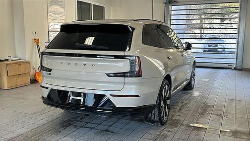 2025 Volvo EX90 Ultra