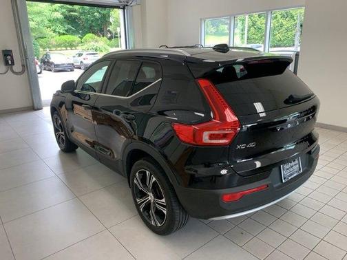 2022 Volvo XC40 T5 Inscription