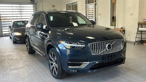 2023 Volvo XC90 B6 Ultimate 7-Seater