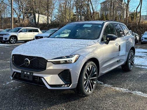 2026 Volvo XC60 B5 Ultra