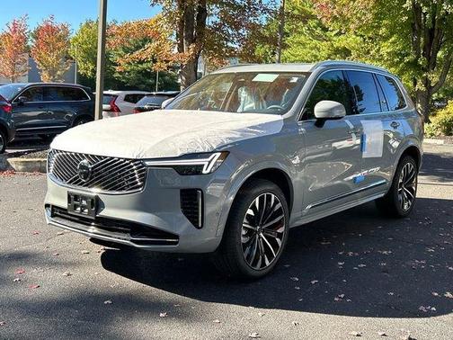 2026 Volvo XC90 B6 Plus 7-Seater