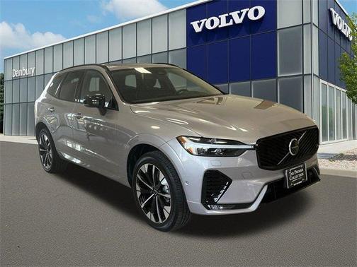 2026 Volvo XC60 B5 Plus