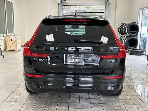 2023 Volvo XC60 Core