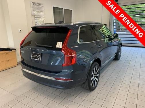 2024 Volvo XC90 B5 Core Bright Theme