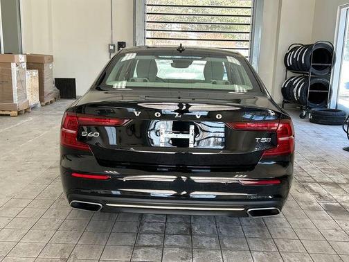 2021 Volvo S60 T5