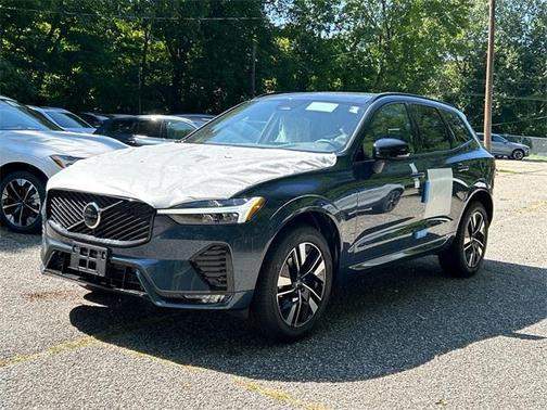 2026 Volvo XC60 B5 Core