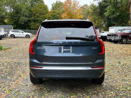 2026 Volvo XC90 B6 Plus 7-Seater