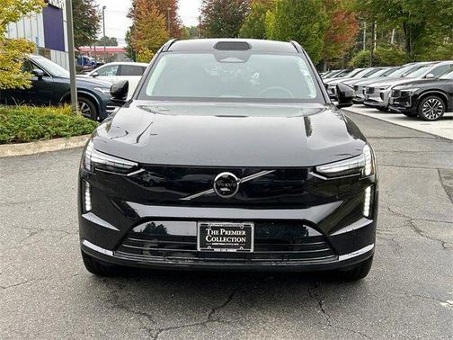 2025 Volvo EX90 Twin Motor Performance Plus