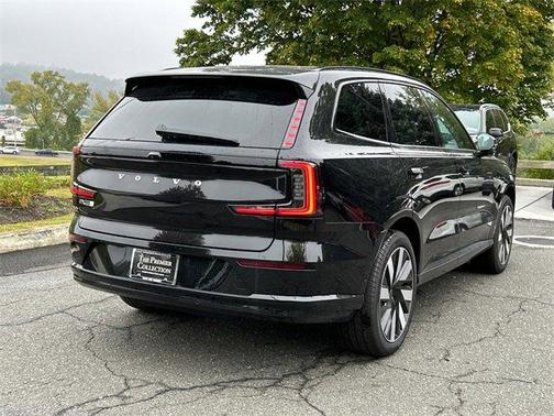 2025 Volvo EX90 Twin Motor Performance Plus