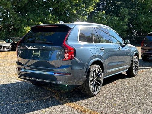 2026 Volvo XC90 B5 Plus 7-Seater