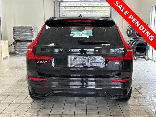 2025 Volvo XC60 B5 Plus