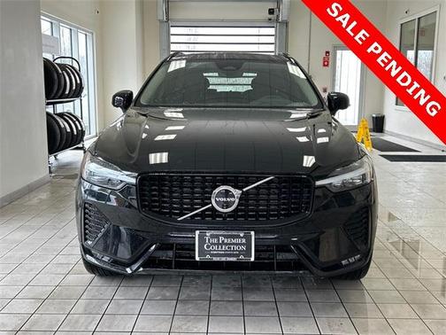 2025 Volvo XC60 B5 Plus