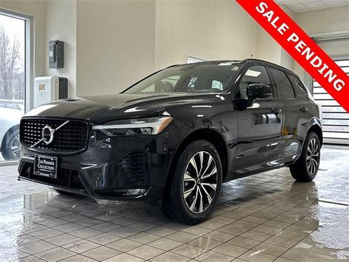 2025 Volvo XC60 B5 Plus