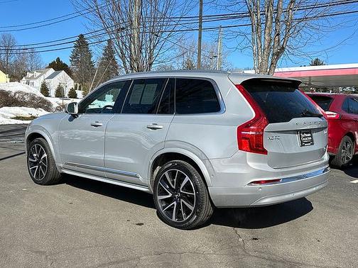 2024 Volvo XC90 Plus