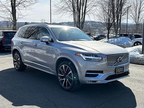 2024 Volvo XC90 Plus