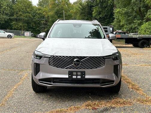 2026 Volvo XC90 B5 Plus 7-Seater