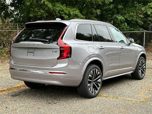 2026 Volvo XC90 B5 Plus 7-Seater