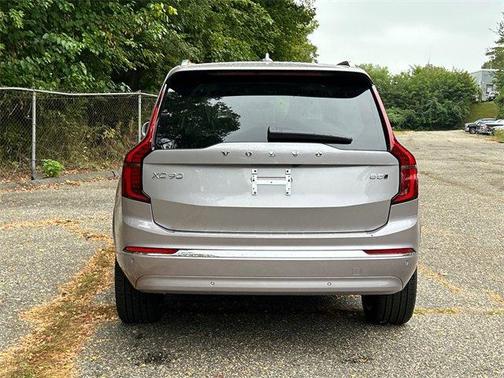 2026 Volvo XC90 B5 Plus 7-Seater