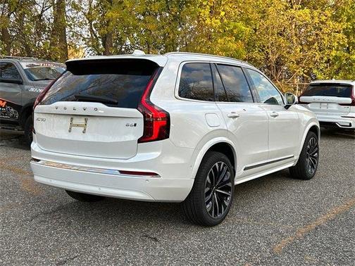 2026 Volvo XC90 B6 Ultra 7-Seater