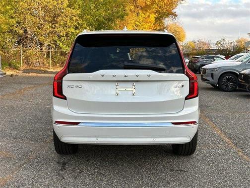 2026 Volvo XC90 B6 Ultra 7-Seater