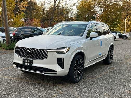 2026 Volvo XC90 B6 Ultra 7-Seater