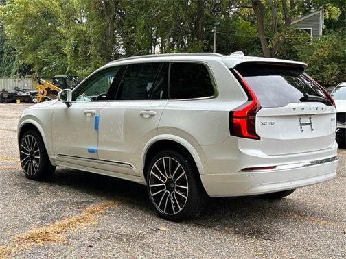 2026 Volvo XC90 B6 Plus 7-Seater