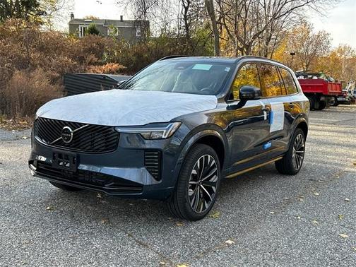 2026 Volvo XC90 B6 Ultra Dark Theme 7-Seater