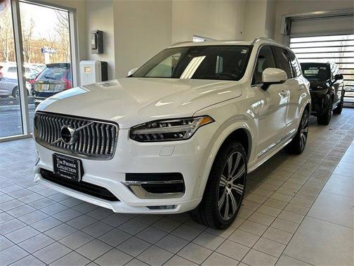 2025 Volvo XC90 B6 Ultra