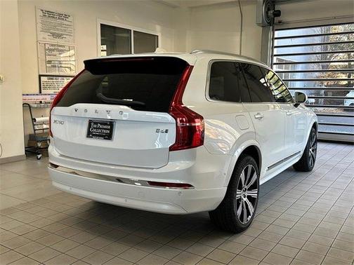 2025 Volvo XC90 B6 Ultra