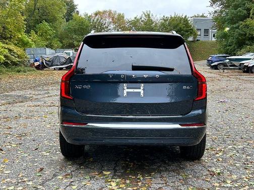 2026 Volvo XC90 B6 Plus 7-Seater