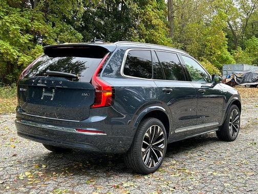2026 Volvo XC90 B6 Plus 7-Seater