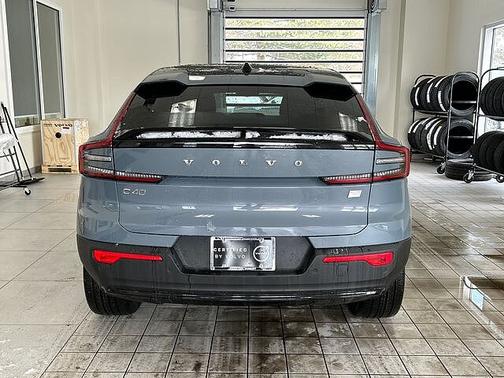 2023 Volvo C40 Recharge Pure Electric Core