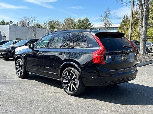 Onyx Black 2023 Volvo XC90 Ultimate