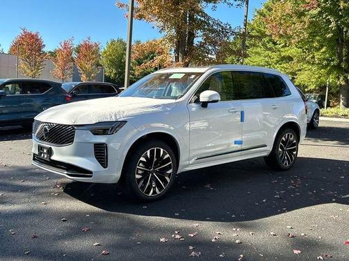 2026 Volvo XC90 B6 Plus 7-Seater