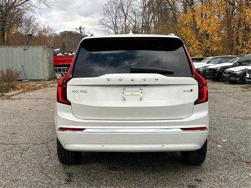 2026 Volvo XC90 B6 Plus 7-Seater