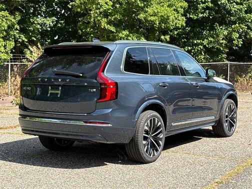 2026 Volvo XC90 Plug-In Hybrid T8 Plus 7-Seater