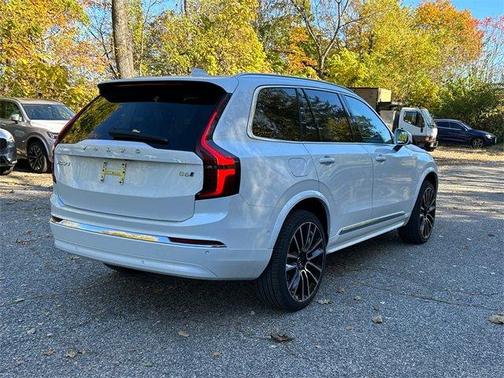 2026 Volvo XC90 B6 Plus 6-Seater