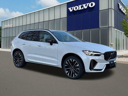 2026 Volvo XC60 B5 Ultra