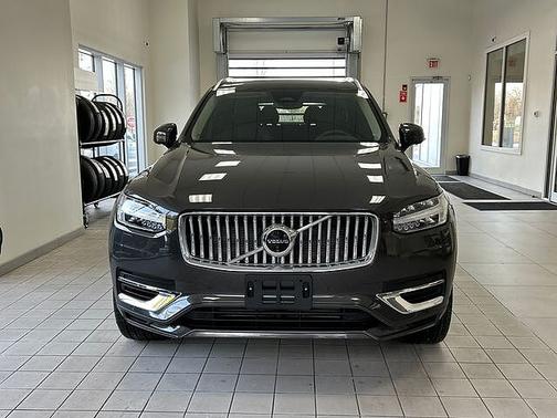 2024 Volvo XC90 Plus