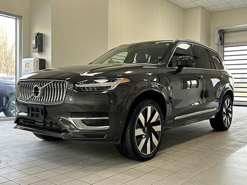 2024 Volvo XC90 Plus