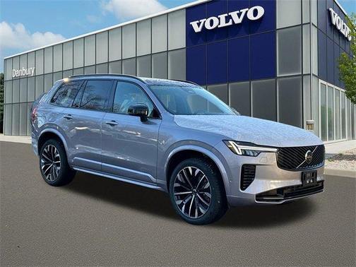 2026 Volvo XC90 B6 Ultra Dark Theme 7-Seater