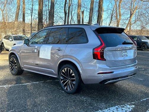 2026 Volvo XC90 B6 Ultra Dark Theme 7-Seater